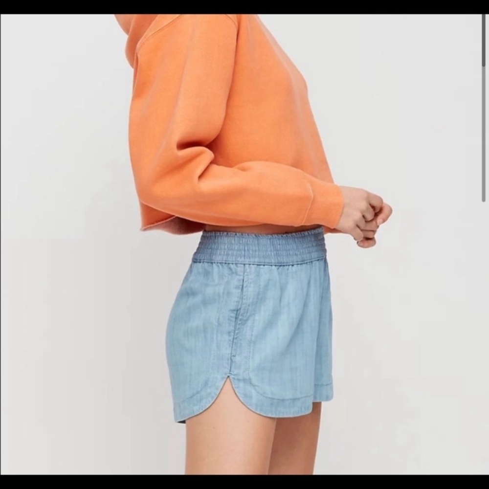 Thin jean TNA shorts